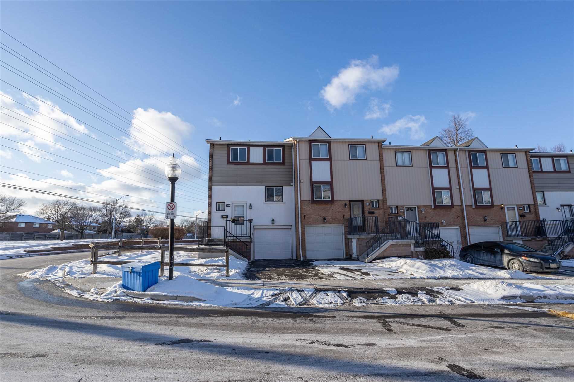 61 Moregate Cres, Brampton Sold, W5110139 Condos.ca