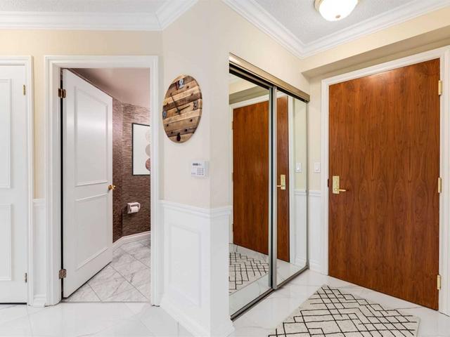 2605 - 1 Palace Pier Crt