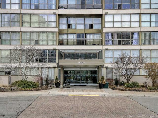 123 - 2261 Lake Shore Blvd W