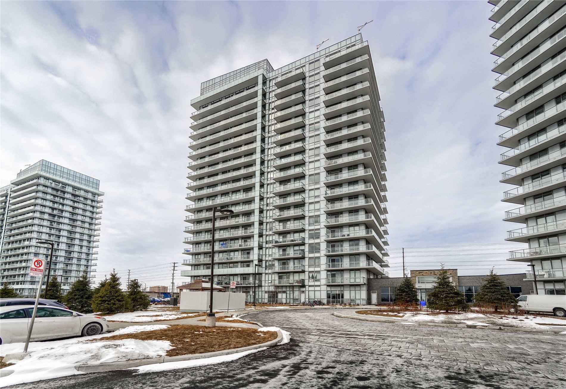 902 4677 Glen Erin Dr, Mississauga Leased, W5118613 Condos.ca
