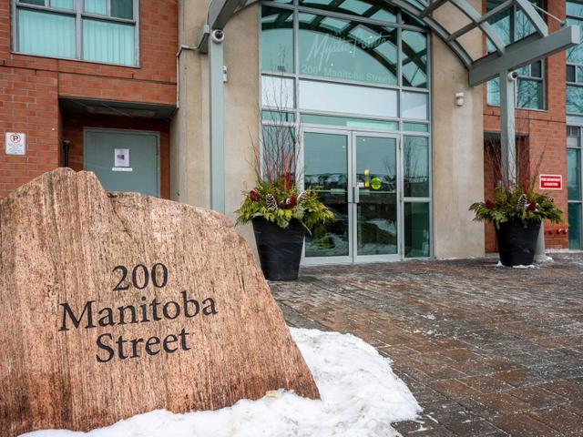 303 - 200 Manitoba St
