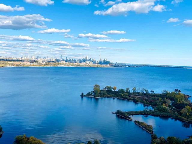 3205 - 20 Shore Breeze Dr