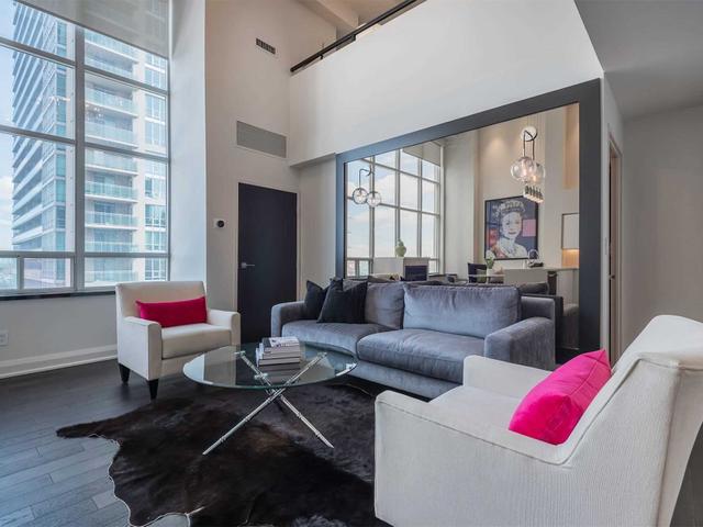 403 - 300 Manitoba St