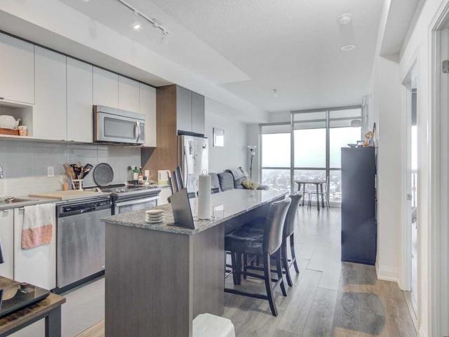 2701 - 9 Valhalla Inn Rd