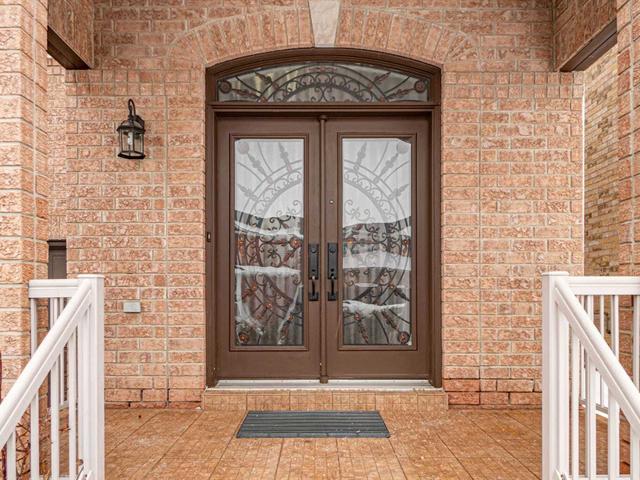 6 Tufton Cres