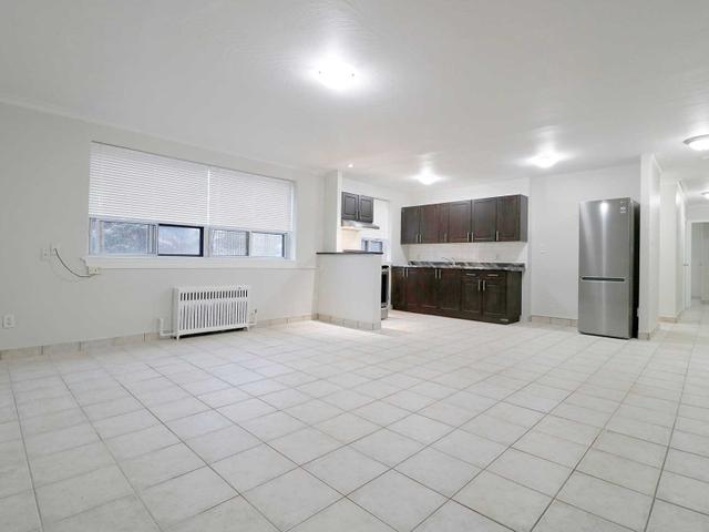 2 - 1 Hill Heights Rd