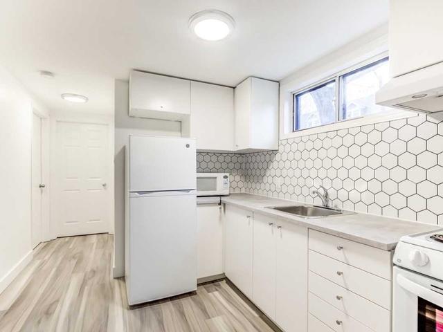 Bsmt - 104 Macdonell Ave