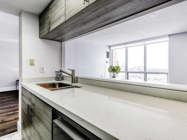 2107 - 101 Subway Cres