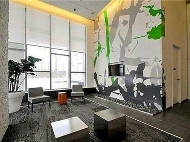 2910 - 360 Square One Dr