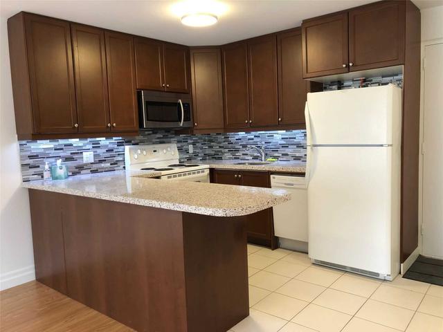 5 - 2940 Dundas St W