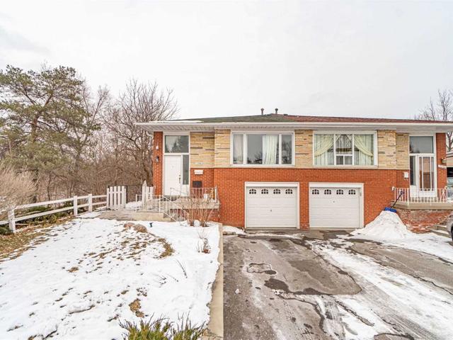 3368 Victory Cres