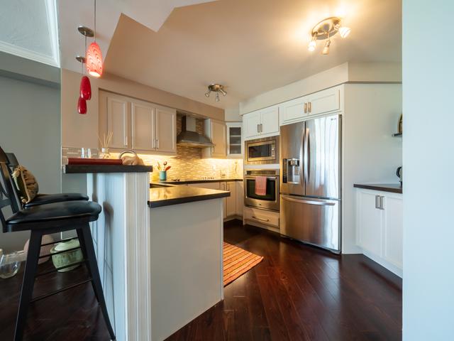 412 - 2261 Lake Shore Blvd W