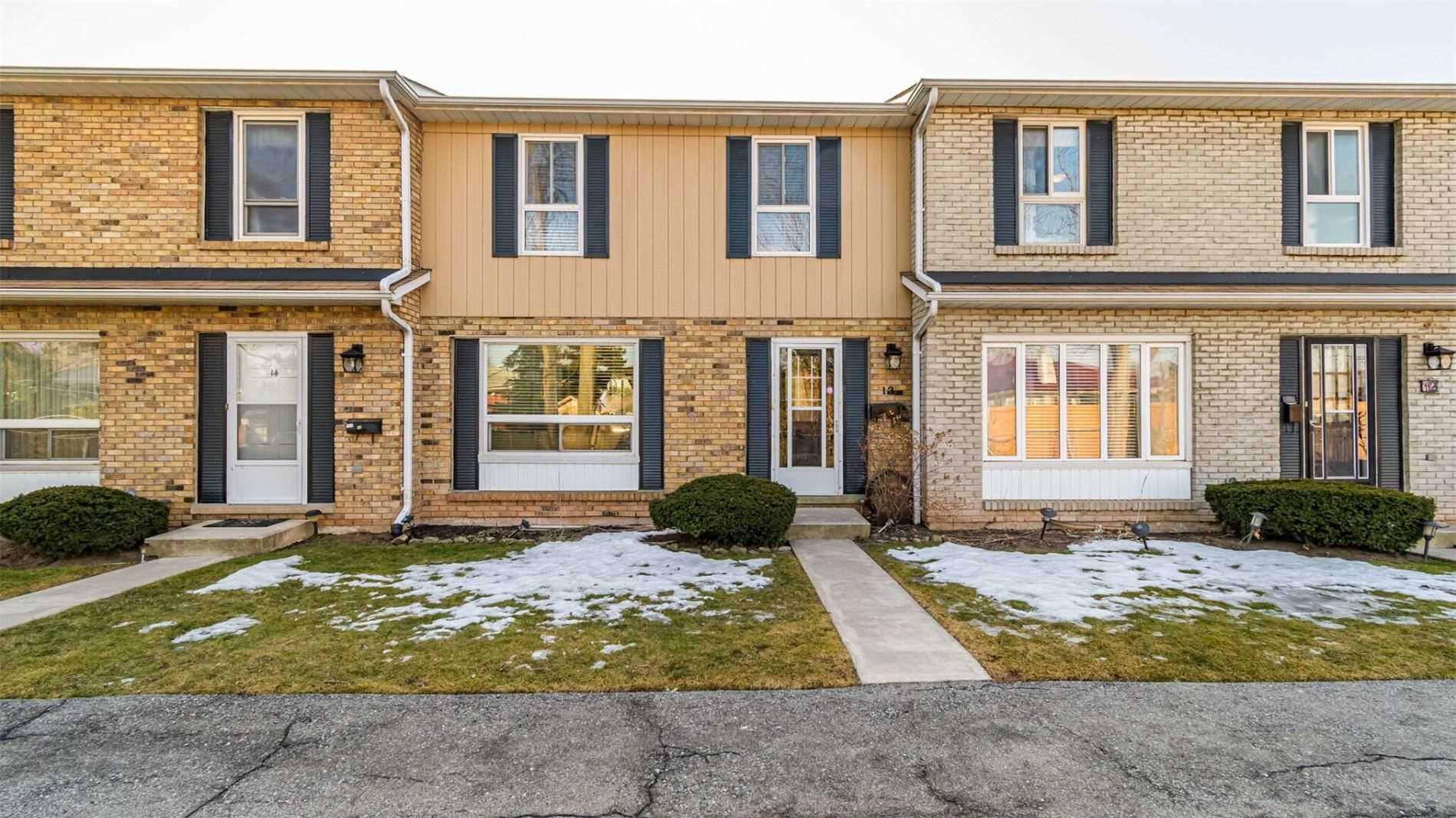 13 5475 Lakeshore Rd, Burlington Sold, W5136457 Condos.ca