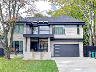 1422 Myron Dr