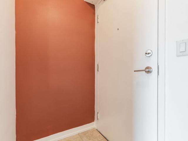 806 - 1420 Dupont St