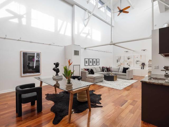 339 - 1100 Lansdowne Ave