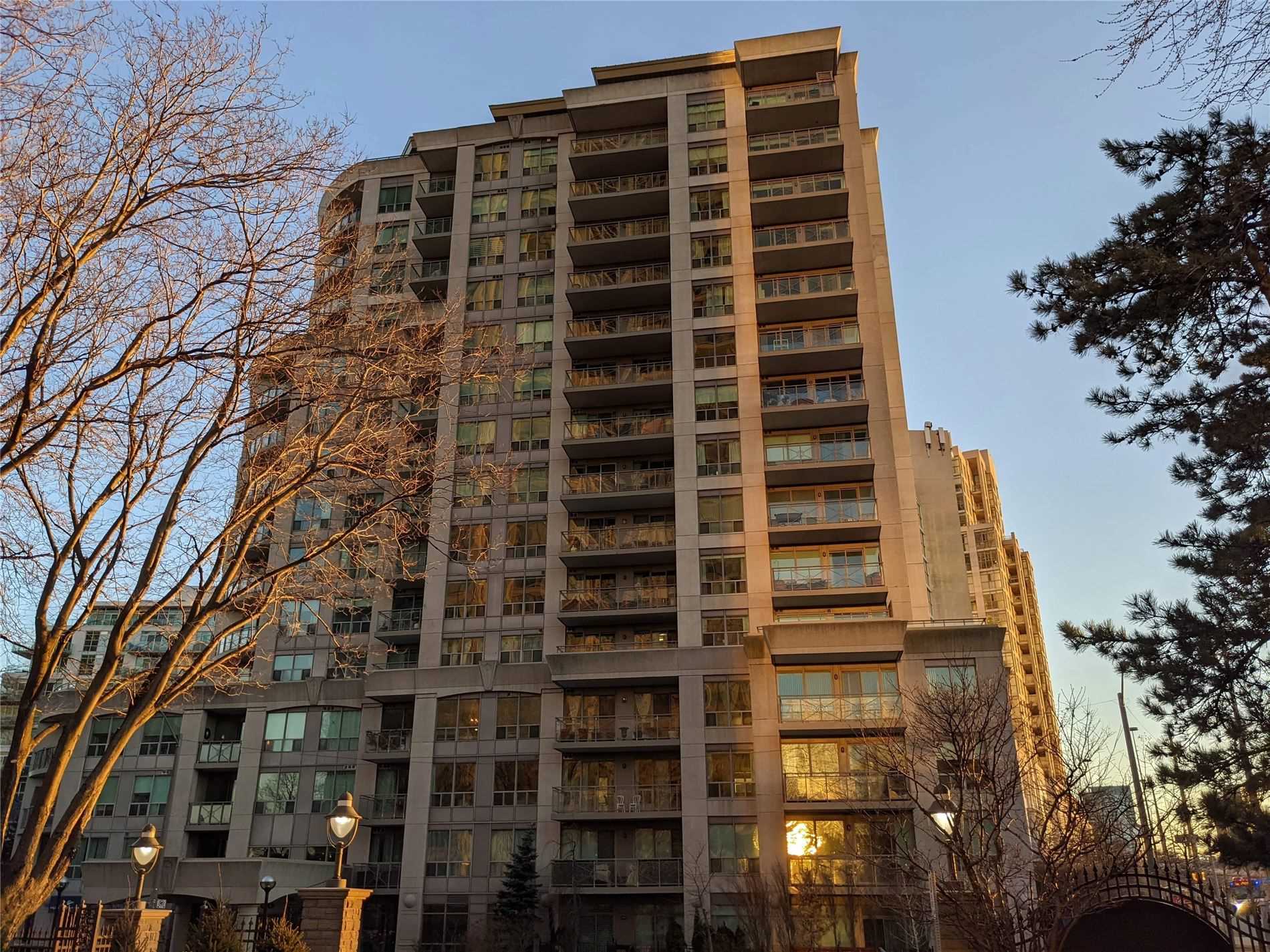 301 88 Palace Pier Crt, Etobicoke Leased, W5155139 Condos.ca