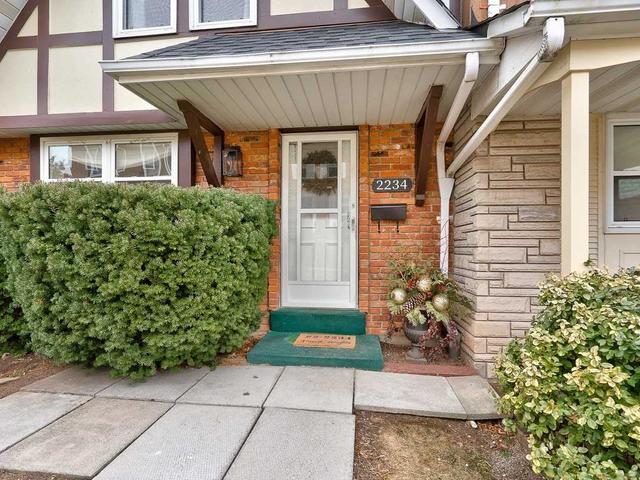 2256 Upper Middle Road Townhouses, Burlington | Sold, W5155761 | Condos.ca
