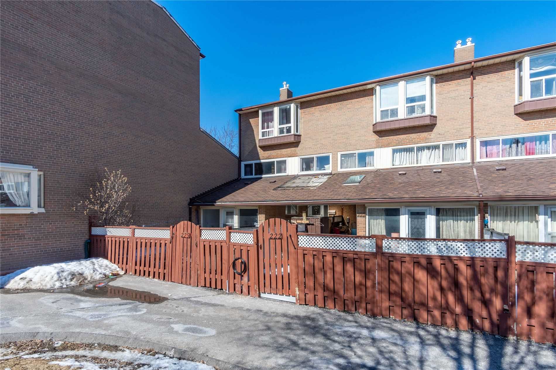 225 260 John Garland Blvd, Etobicoke Sold, W5158663 Condos.ca