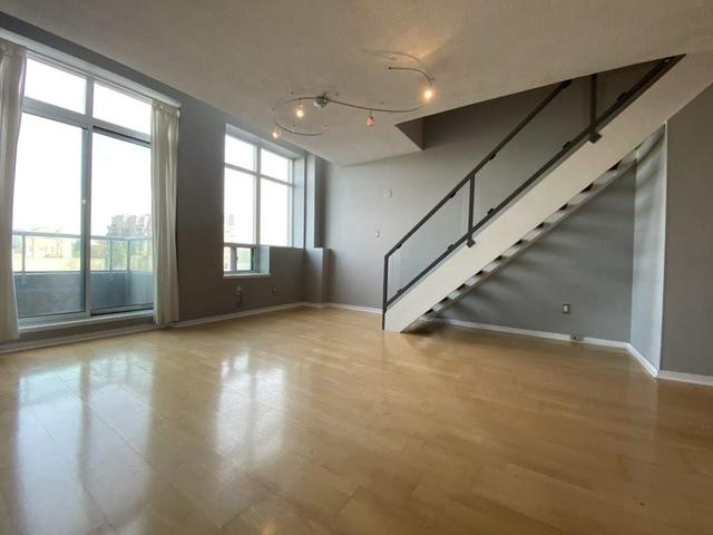 228 - 200 Manitoba St