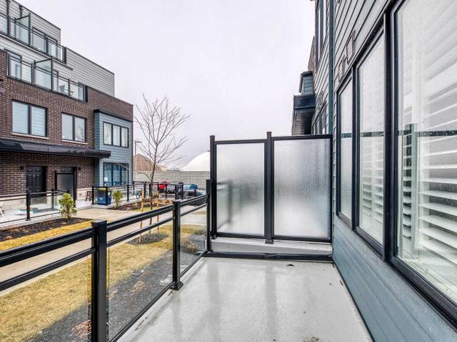 6 - 2285 Mcnab Lane
