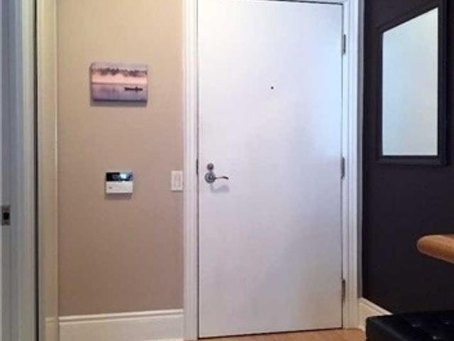 207 - 437 Roncesvalles Ave