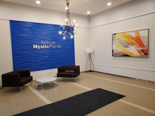 734 - 250 Manitoba St