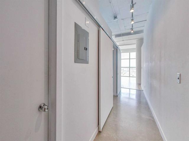 1213 - 2 Fieldway Dr