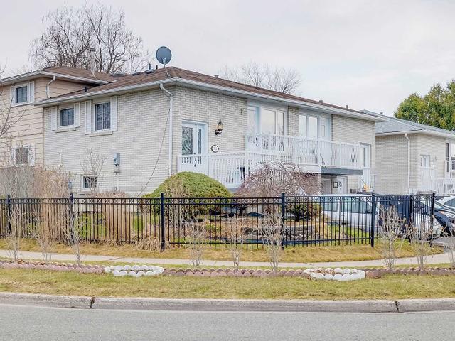 344 Royal Salisbury Way