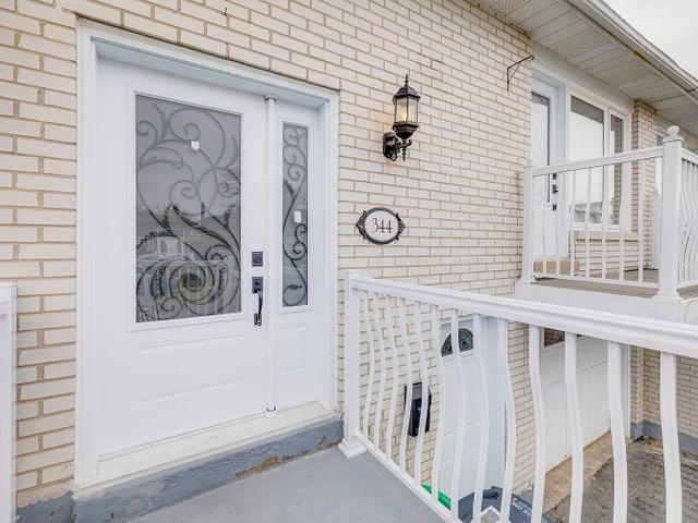 344 Royal Salisbury Way