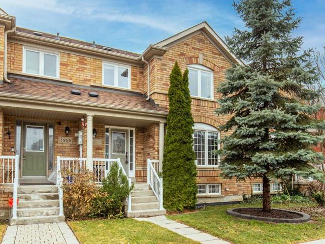 5957 Chalfont Cres