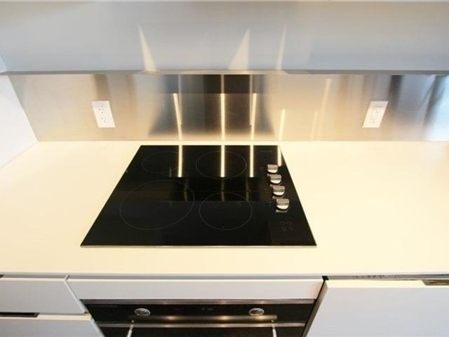 312 - 383 Sorauren Ave