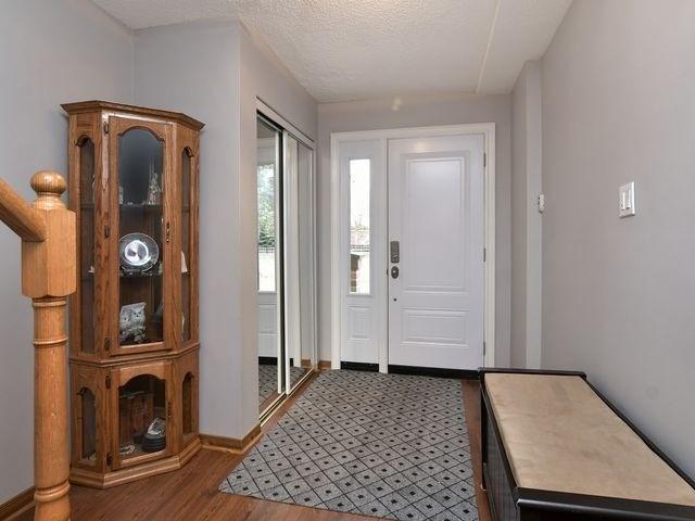20 - 1020 Walden Circ