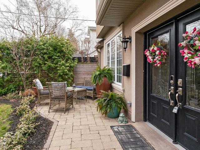 164 Humbercrest Blvd