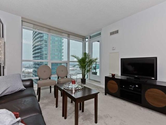 1411 - 185 Legion Rd