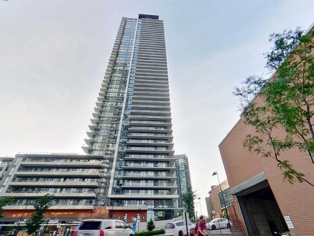 3905 - 10 Park Lawn Rd