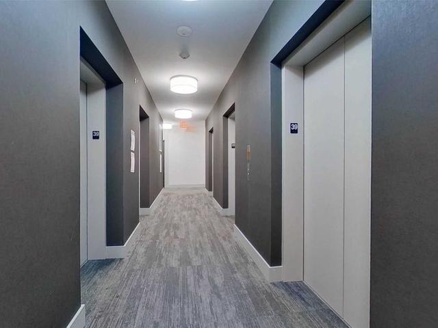 3905 - 10 Park Lawn Rd