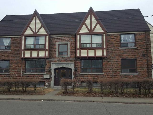 3 - 44 Bartonville Ave W