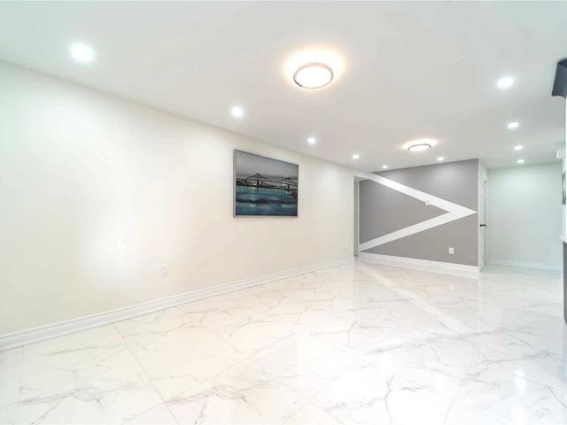 402 - 60 Stevenson Rd