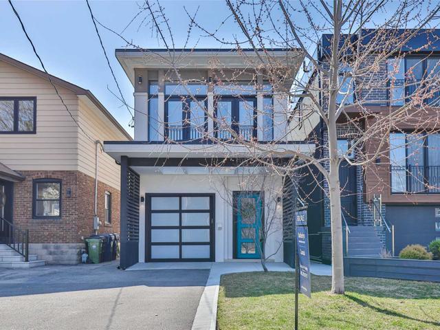 125 Lake Cres