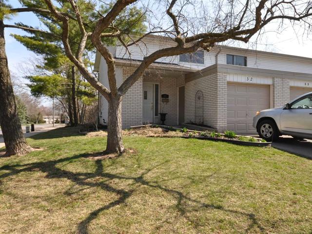 32 - 1270 Gainsborough Dr