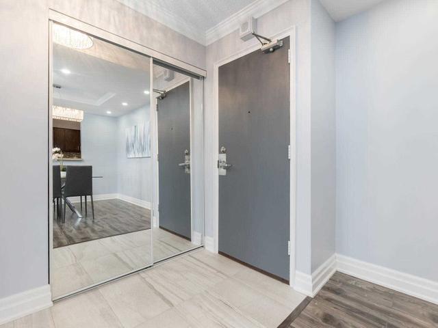 312 - 50 Mississauga Valley Blvd