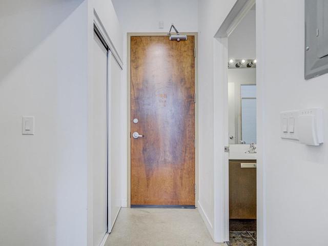 1215 - 2 Fieldway Rd