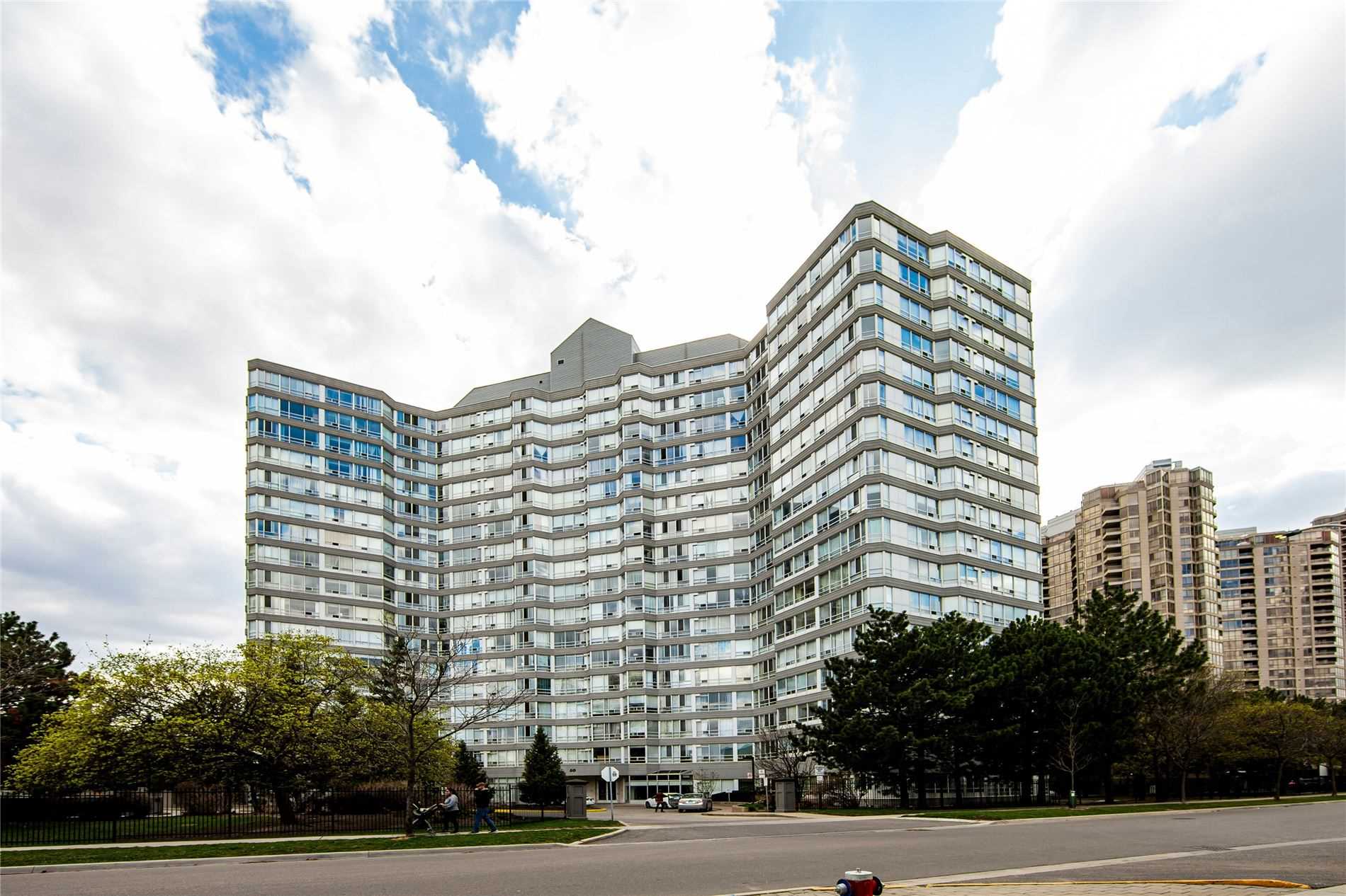 1701 50 Kingsbridge Garden Circ, Mississauga Sold Conditional