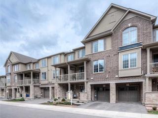 385 Cranbrook Common