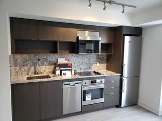 2726 - 9 Mabelle Ave