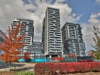 201 - 2093 Fairview St