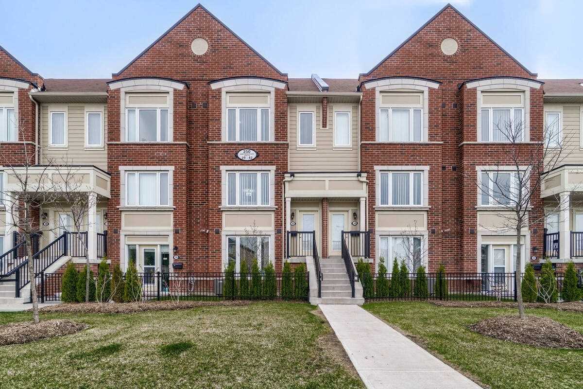 35 250 Sunny Meadow Blvd, Brampton Sold, W5212269 Condos.ca