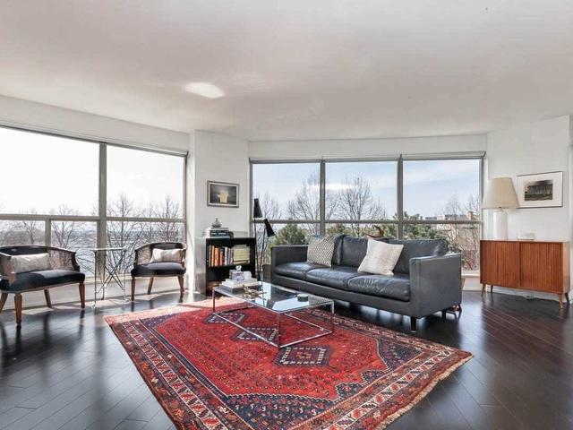 513 - 2267 Lake Shore Blvd W