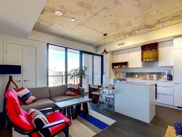 609 - 383 Sorauren Ave